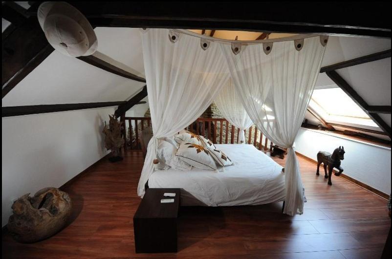 Bed and Breakfast Le Domaine De Saint-Thomin Nostang Camera foto