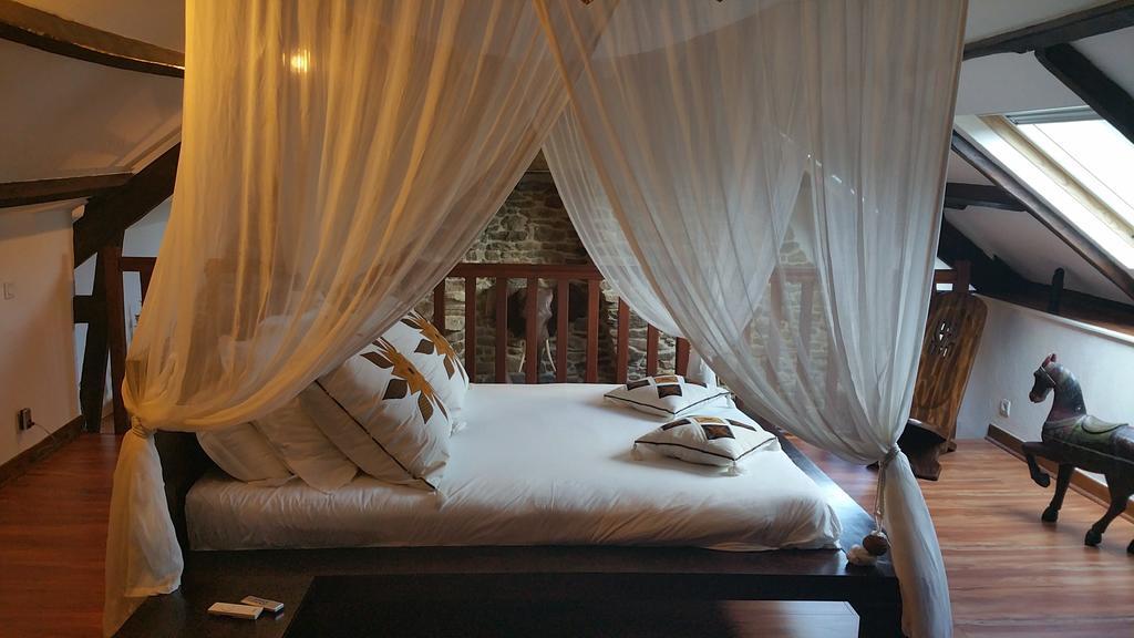 Bed and Breakfast Le Domaine De Saint-Thomin Nostang Esterno foto