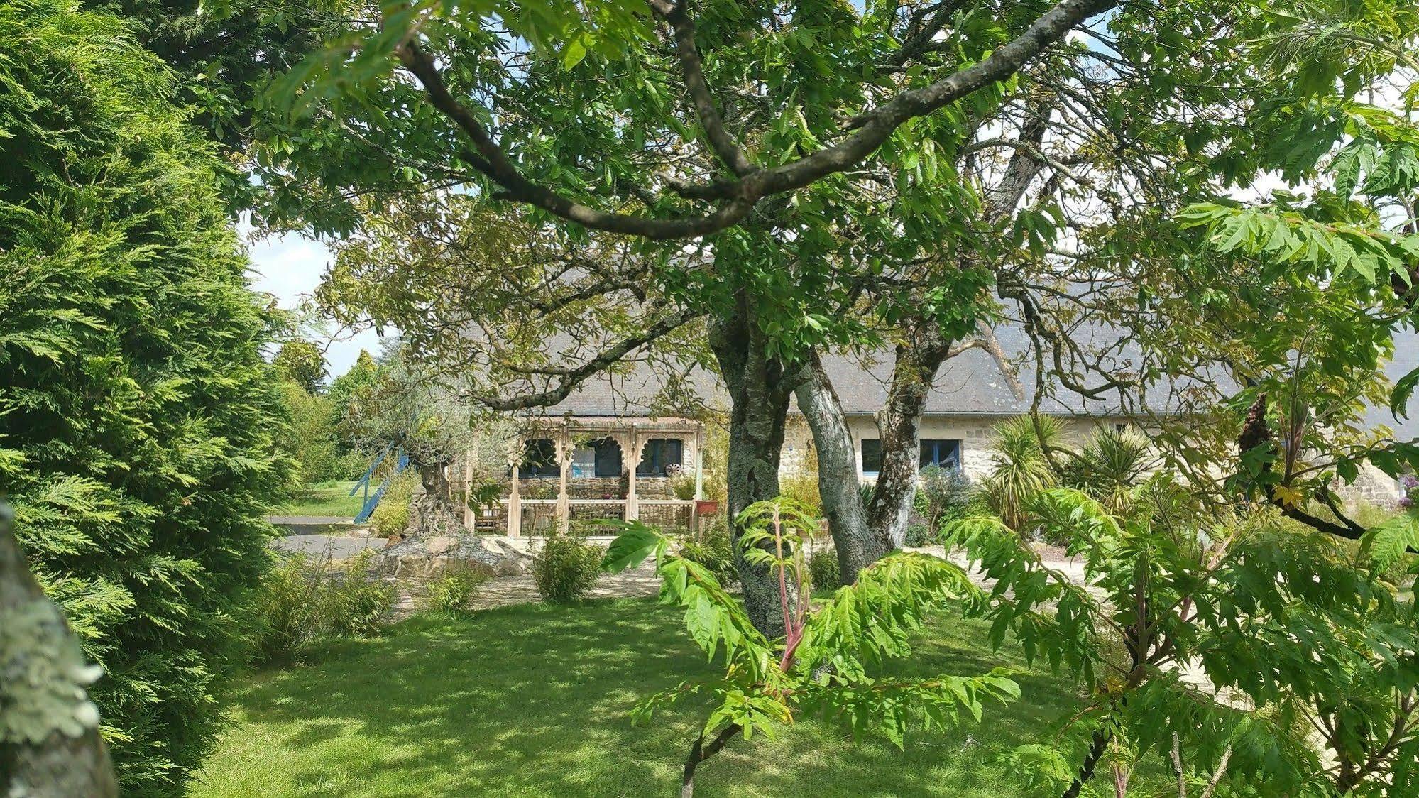 Bed and Breakfast Le Domaine De Saint-Thomin Nostang Esterno foto